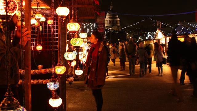 tate-modern-christmas-market-fa0530482e921b32a5d4010ee7f272ba-min